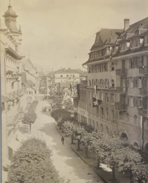 Blick aus dem alten Gefängnis auf die Baselstrasse (Bild: zvg)
